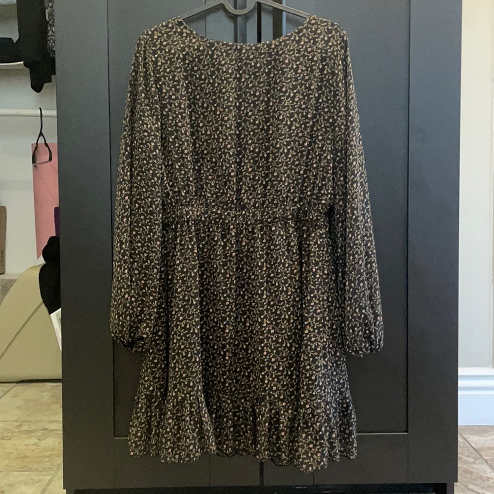 Floral dress size medium